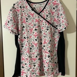 Scrub top XL